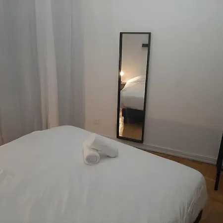 Lodging Train-station 4 Pers - Khbnb * Страсбург